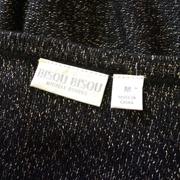 Bisou Bisou black n gold slouchy sweater - Picture 2 of 10
